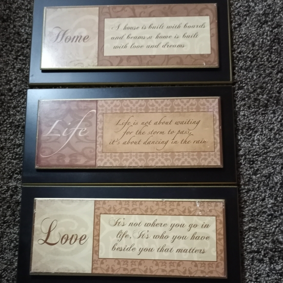 Other - 6 pcs Wall Art